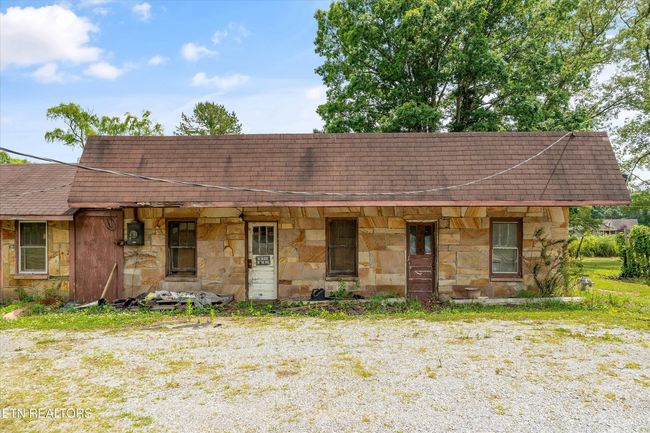 9476 Morgan Co Hwy, Home with 0 bedrooms, 0 bathrooms and null parking in Sunbright TN | Image 13