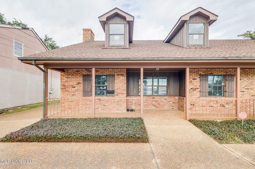 2628 Executive Pl, Biloxi, MS, 39531-3717 | Card Image