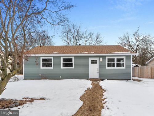 73 Girard Ave, SICKLERVILLE, NJ, 08081-1430 | Card Image