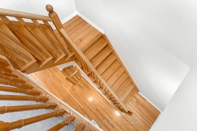 7 Mclaughlin Ave, House attached with 3 bedrooms, 3 bathrooms and 2 parking in Milton ON | Image 16