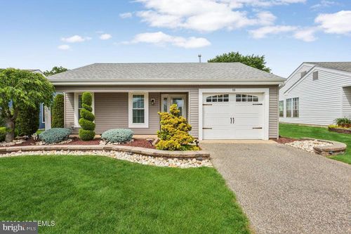 10 Weybridge Pl, Manchester, NJ, 08759-6612 | Card Image