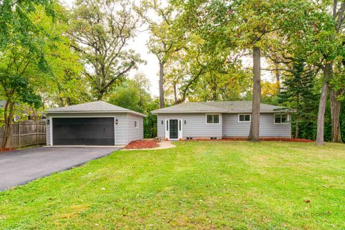 1208 Quassey Ave, Lake Bluff, IL, 60044-1414 | Card Image