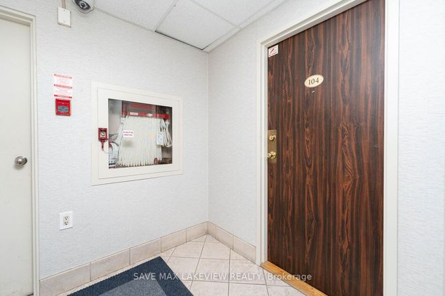 104 - 18 Knightsbridge Rd, Condo with 3 bedrooms, 2 bathrooms and null parking in Brampton ON | Image 7