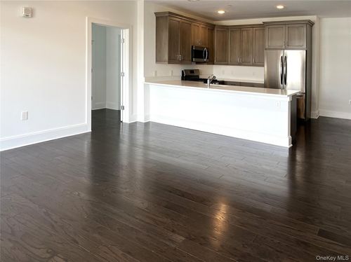 234-234 Marina Pointe Dr, East Rockaway, NY, 11518-2068 | Card Image