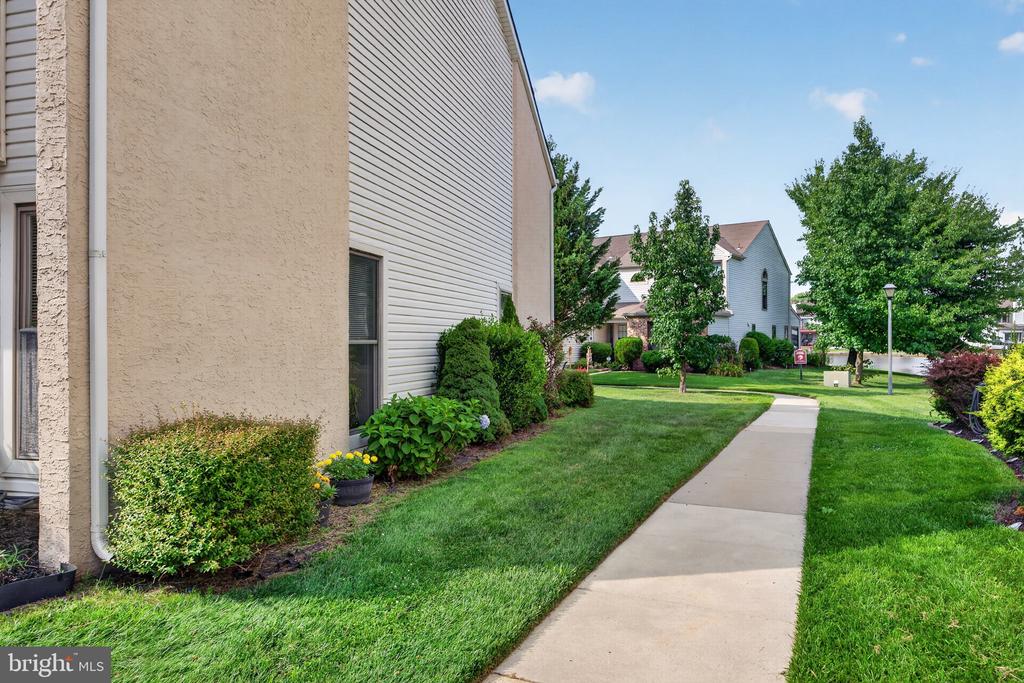 Residential in MOUNT LAUREL 4