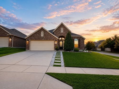 6333 Chalk Hollow Dr, Fort Worth, TX, 76179-7769 | Card Image