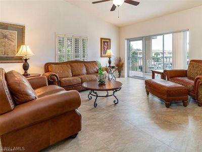 301 - 6030 Chardonnay Lane, Condo with 2 bedrooms, 2 bathrooms and null parking in Naples FL | Image 2