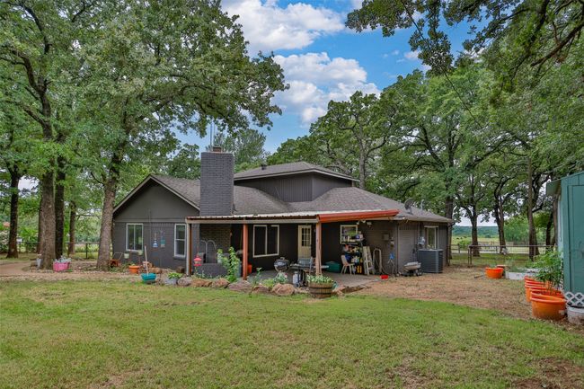 7300 W Line Rd, House other with 3 bedrooms, 2 bathrooms and null parking in Collinsville TX | Image 24