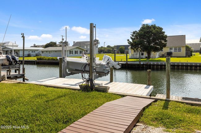 104 Bay View Blvd, House other with 3 bedrooms, 3 bathrooms and 1 parking in Atlantic Beach NC | Image 6