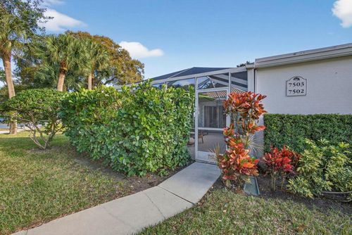 7502 Geminata Oak Ct, Palm Beach Gardens, FL, 33410-3249 | Card Image