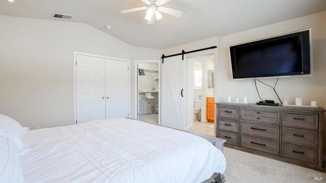 7654 12 Th Hole Dr, House other with 3 bedrooms, 3 bathrooms and 4 parking in Windsor CA | Image 12