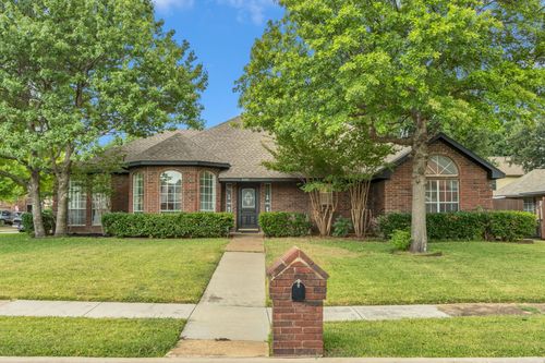 2101 Remmington Dr, Flower Mound, TX, 75028-4626 | Card Image