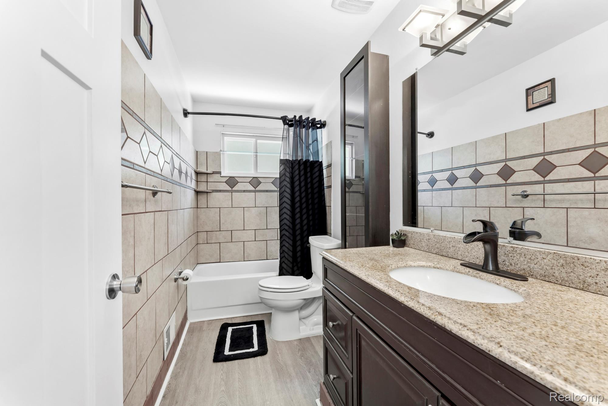 Residential in Dearborn Heights 4