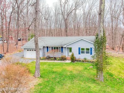 260 Sweetmans Lane, House other with 3 bedrooms, 2 bathrooms and null parking in Millstone NJ | Image 1