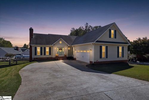103 Newkirk Way, Travelers Rest, SC, 29690-8344 | Card Image