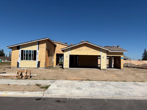 2953 Castleview Dr, Turlock, CA, 95382-8168 | Card Image