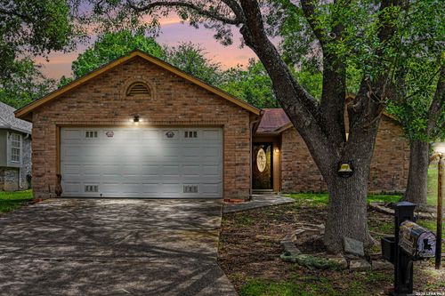 3624 Scenic Dr, Schertz, TX, 78108-2227 | Card Image