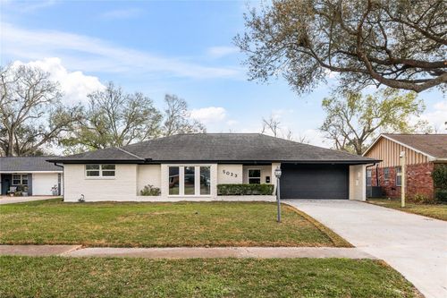 5023 Redstart St, Houston, TX, 77035-3124 | Card Image