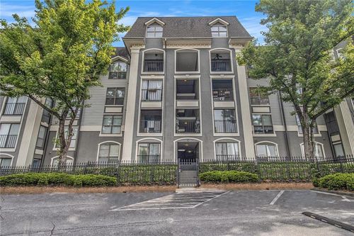 38-2657 Lenox Rd Ne, Atlanta, GA, 30324-3138 | Card Image