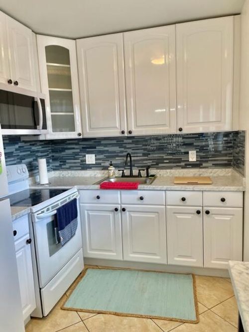 apt-202-2840 Cynthia Ln, Lake Worth Beach, FL, 33461-5801 | Card Image