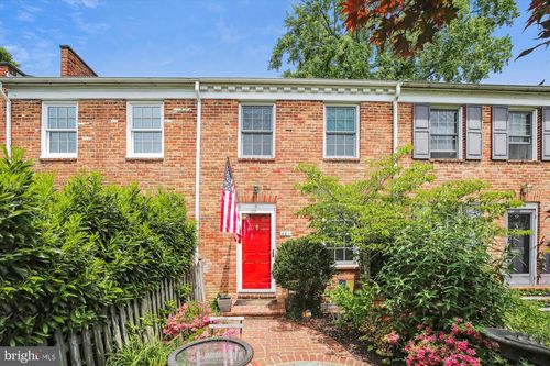 821 Church St, ALEXANDRIA, VA, 22314-4203 | Card Image