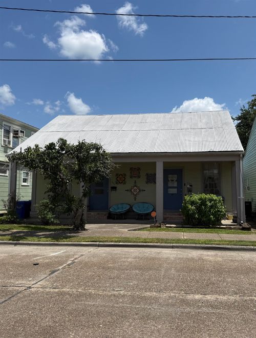 511 Saint Philip St, Thibodaux, LA, 70301-3233 | Card Image