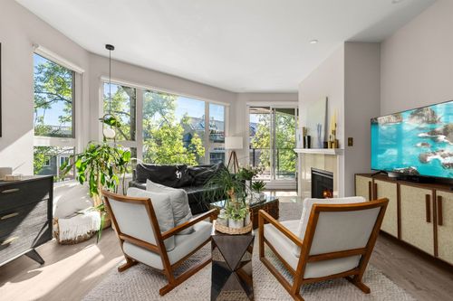 301-1150 Quayside Dr, New Westminster, BC, V3M6E1 | Card Image