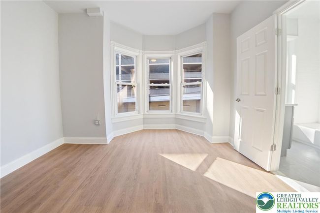 827 W Linden St, Condo with 11 bedrooms, 8 bathrooms and 3 parking in Allentown PA | Image 17