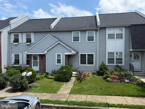 1545 Russett Dr, WARMINSTER, PA, 18974-3817 | Card Image