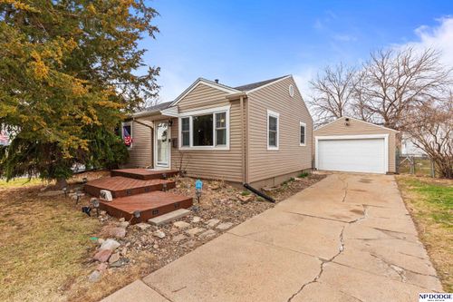 914 Pine Street, Council Bluffs, IA, 51501 | Card Image