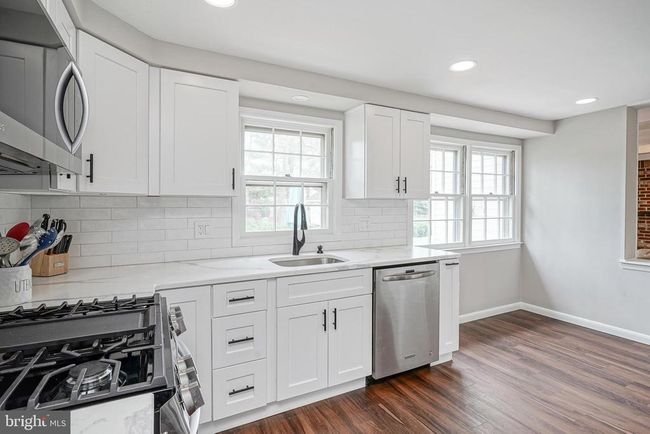 2403 Saint Charles Pl, House other with 4 bedrooms, 2 bathrooms and null parking in CINNAMINSON NJ | Image 11