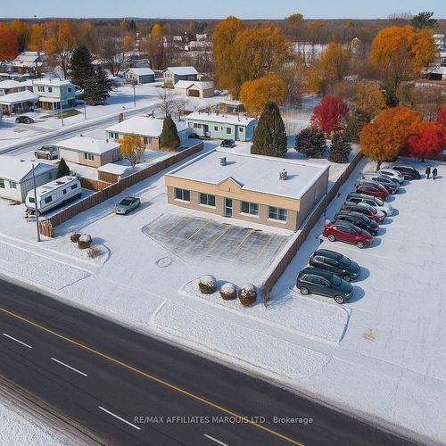 {{alt}} | Card Image