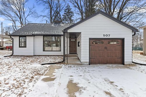 507 Kenyon Ln, Beaver Dam, WI, 53916-1015 | Card Image