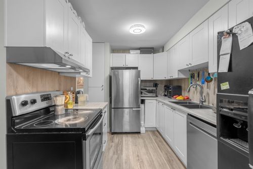 101-515 11th St, New Westminster, BC, V3M4G4 | Card Image