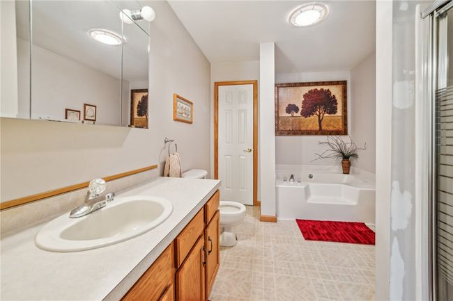 452 Upper Service Rd, House other with 3 bedrooms, 3 bathrooms and 8 parking in Hookstown PA | Image 23