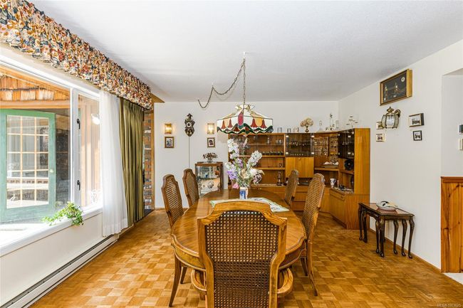 410 Langs Rd, House other with 3 bedrooms, 3 bathrooms and 5 parking in Salt Spring BC | Image 4