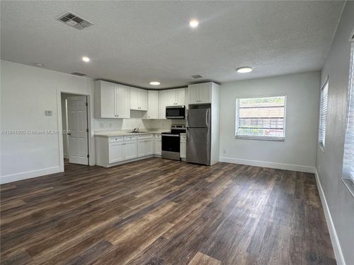 apt-6-3315 Sw 15th Ave, Fort Lauderdale, FL, 33315-2812 | Card Image