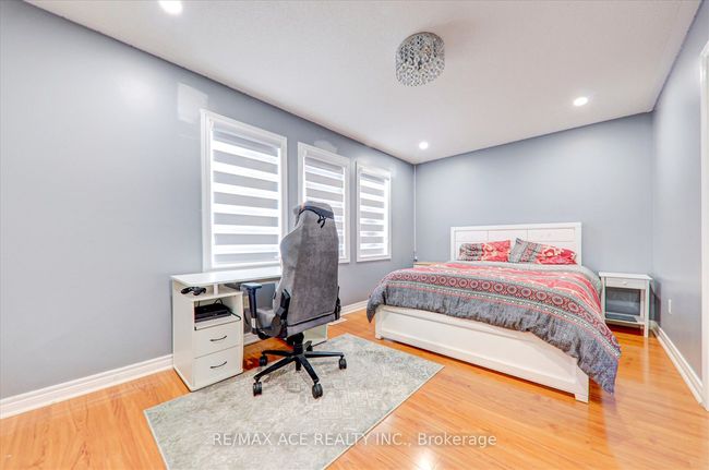 82 Warnford Cir, House other with 7 bedrooms, 5 bathrooms and 4 parking in Ajax ON | Image 32