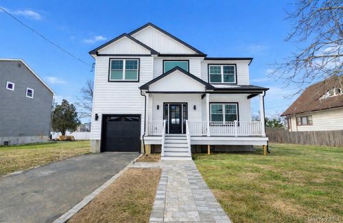 2910 Yale Pl, Baldwin, NY, 11510-4334 | Card Image