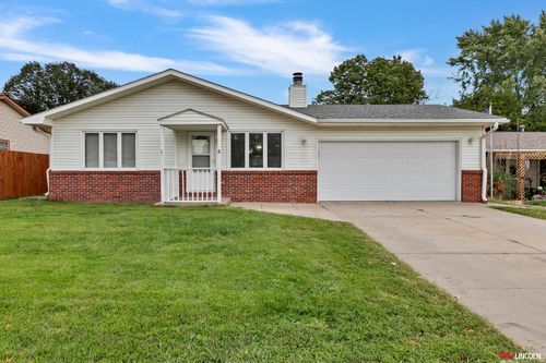 820 W R St, Lincoln, NE, 68528-1354 | Card Image