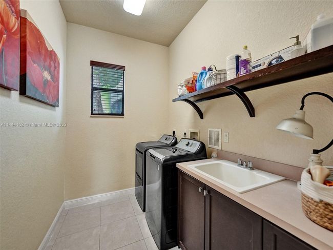 8703 Club Estates Way, House other with 5 bedrooms, 5 bathrooms and null parking in Lake Worth FL | Image 23