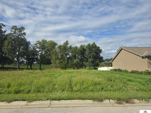 2831 Lakeside Dr, Plattsmouth, NE, 68048-8030 | Card Image