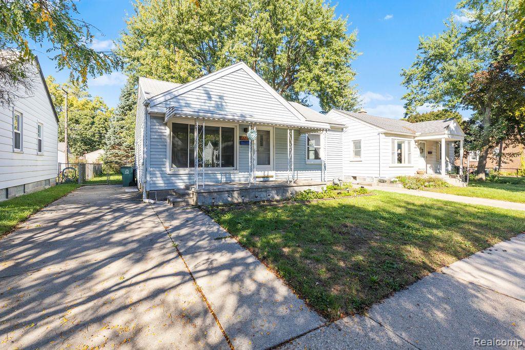Annabelle St, Ferndale, MI 48220