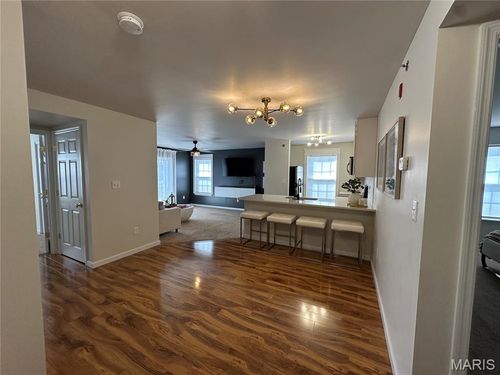 11202 Spring Creek Ln, O Fallon, MO, 63368-7533 | Card Image