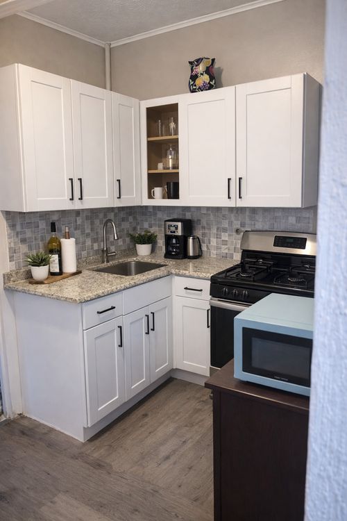 408 Chicago St, ELGIN, IL, 60120-5794 | Card Image