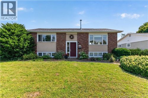 223 Edgett Ave, Moncton, NB, E1C7B6 | Card Image