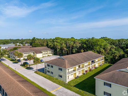 e202-1803 S Parrott Ave, Okeechobee, FL, 34974-6107 | Card Image