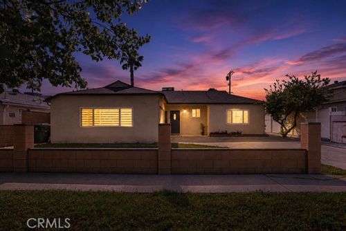 6949 Aura Ave, Reseda, CA, 91335 | Card Image