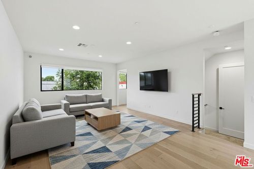 1605 N Arla Way, Los Angeles, CA, 90041 | Card Image
