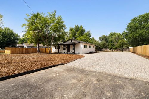5523 Cottonwood Ave, Olivehurst, CA, 95961-6709 | Card Image